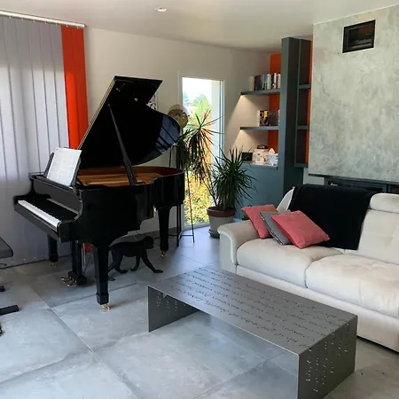 Chez Blibli Villa *